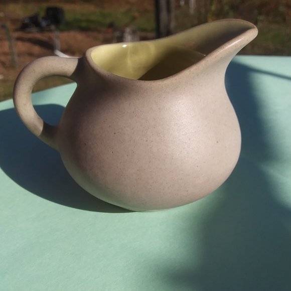 Pigeon Forge Pottery creamer Neutral color with a yellowish glazed inter… - Picture 8 of 15